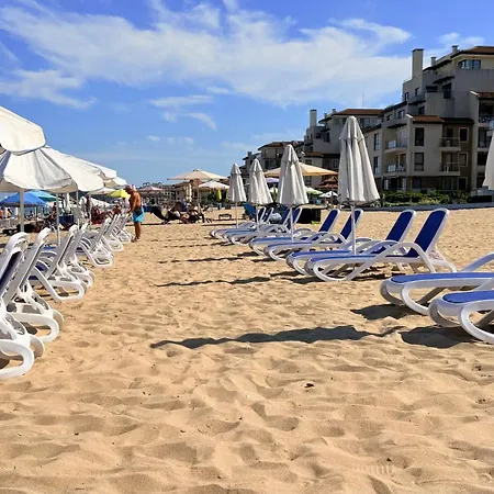 Beachfront - Sea & Pool Views - C205 Apartman